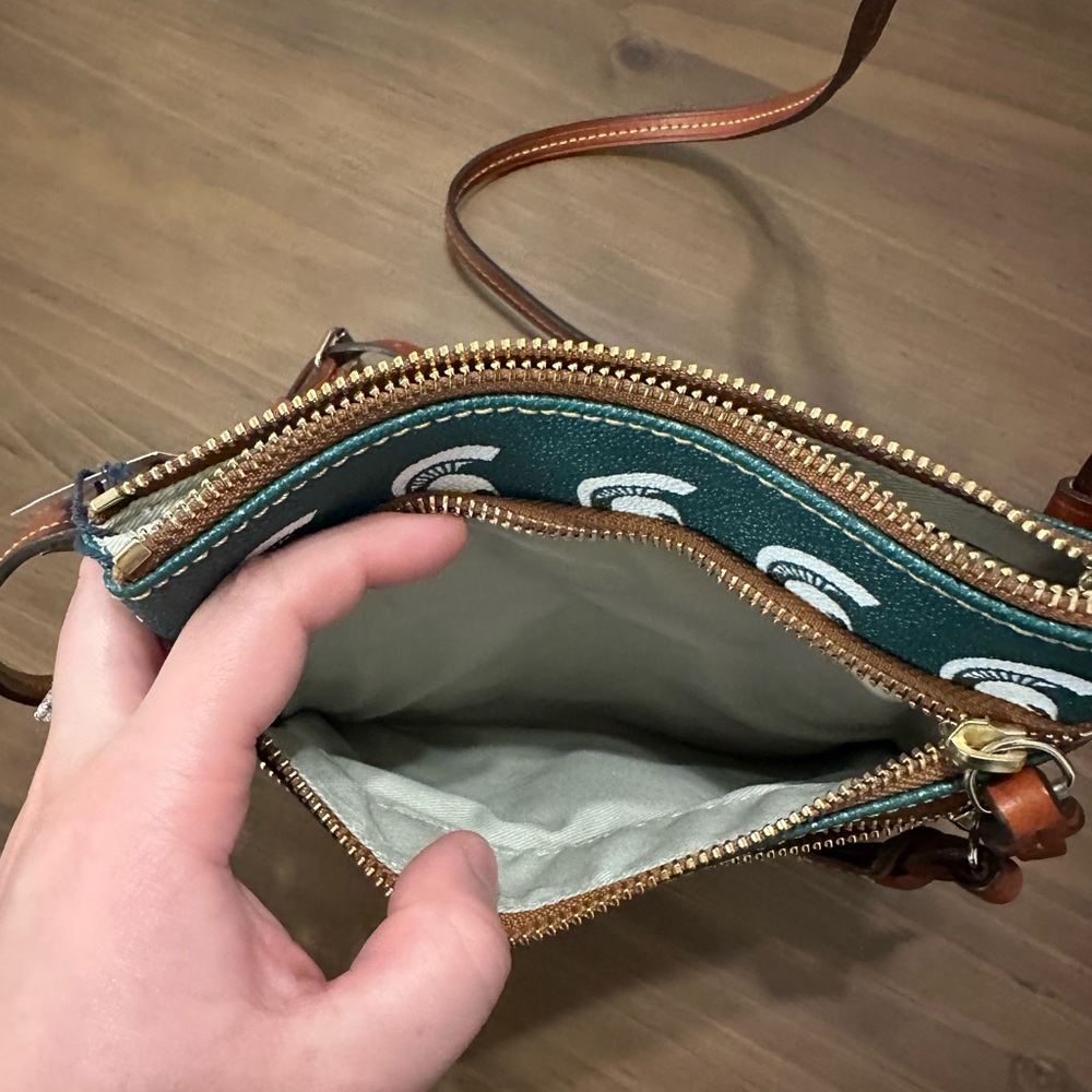 Dooney & Bourke Green and Brown Crossbody Bag - Picture 6 of 8